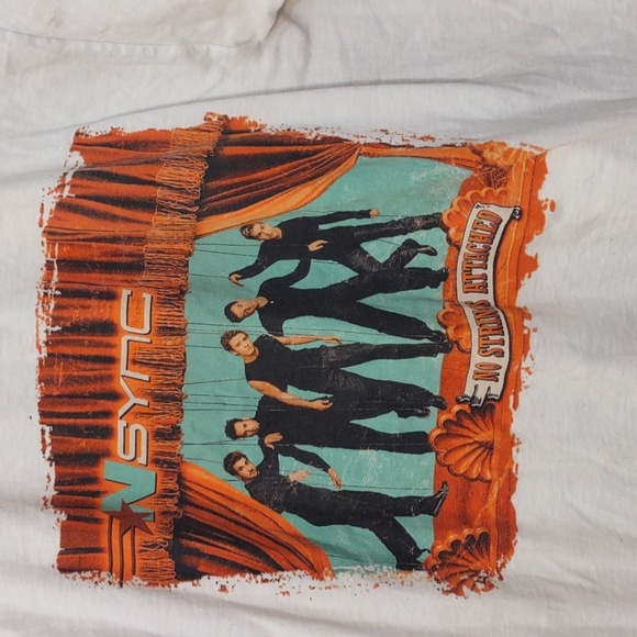 VINTAGE SLIGHTLY USED NSYNC NO STRINGS ATTACHED CONCERT TSHIRT 2000 SIZE S - Picture 3 of 9